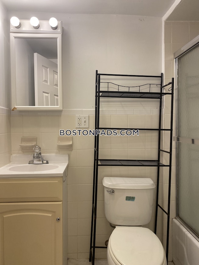 Cambridge - $3,000 /mo