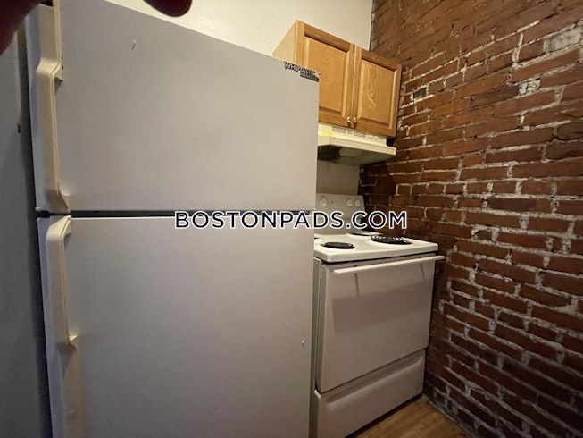 Boston - $2,995 /mo