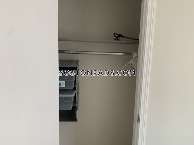 Boston - $2,800 /mo