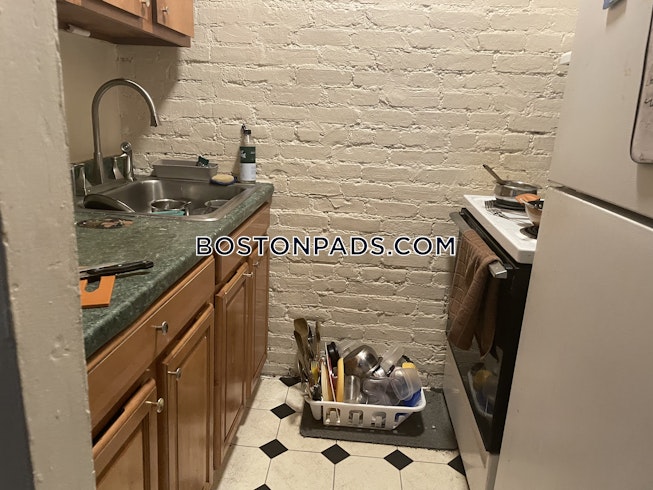 Boston - $2,995 /mo