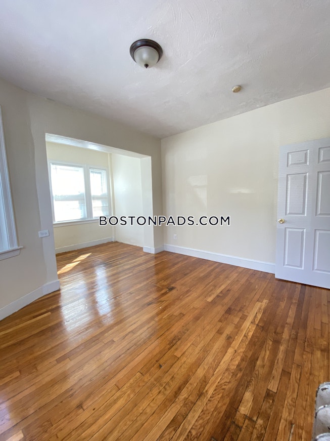 Boston - $2,795 /mo