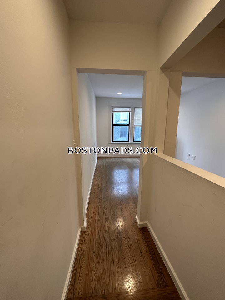 fenwaykenmore-2-bed-1-bath-boston-boston-3600-4580331 