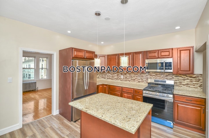 dorchester-4-beds-1-bath-boston-4100-4687593 