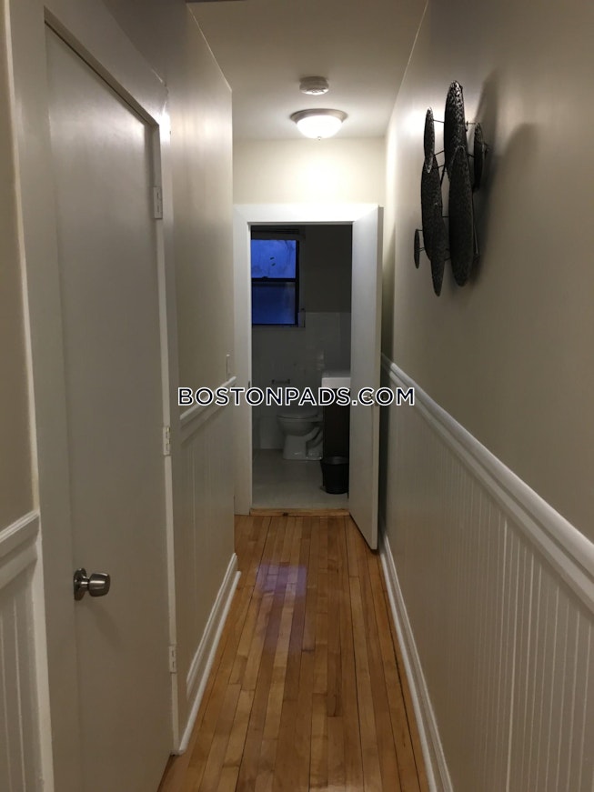 Boston - $2,800 /mo