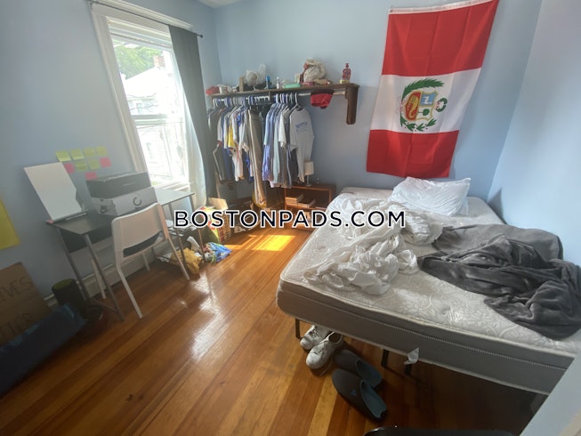 Boston - $3,200 /mo