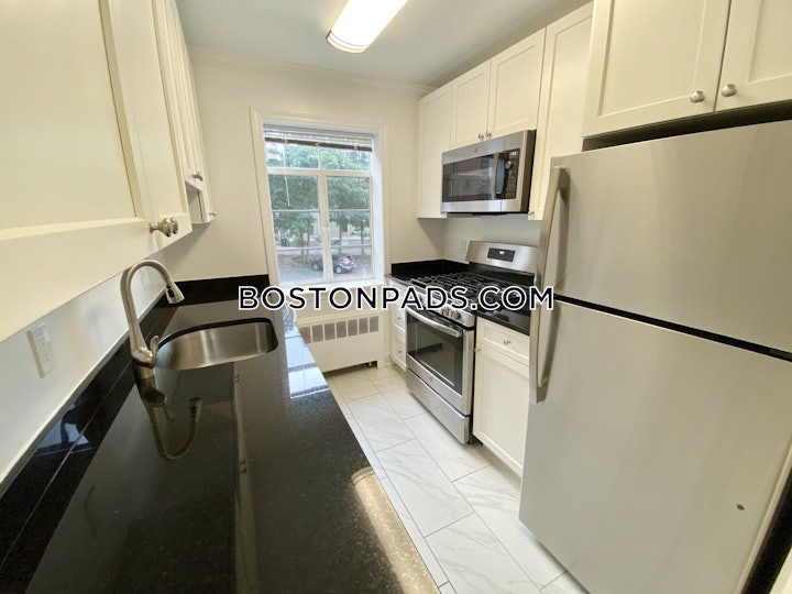 brookline-1-bed-1-bath-coolidge-corner-3240-4672525 