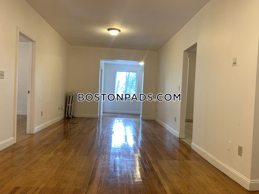 Boston - $3,200 /month