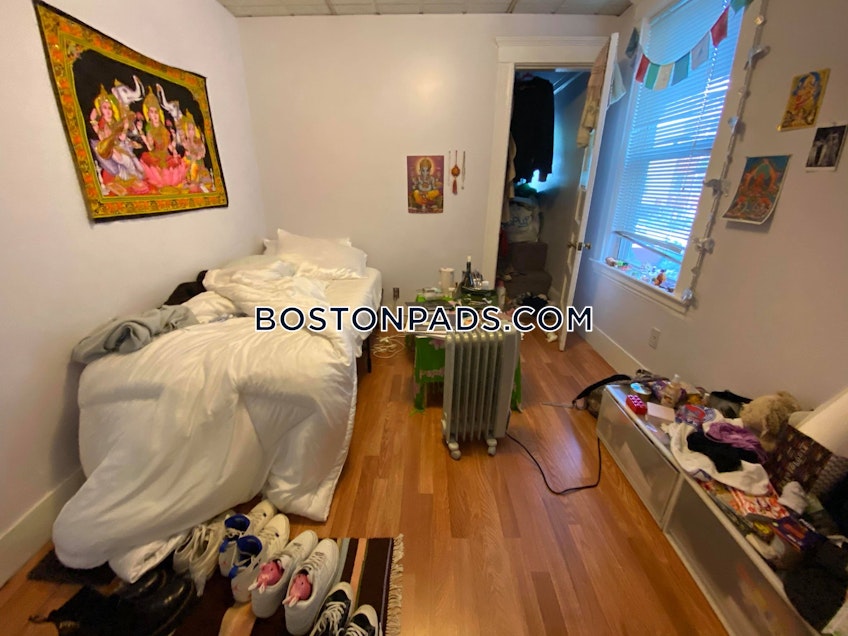 Boston - $2,800 /month