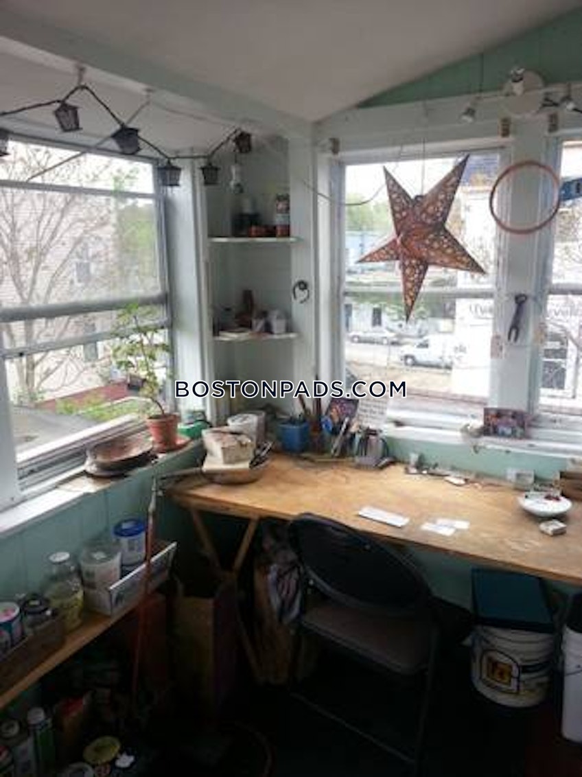 Somerville - $2,400 /month