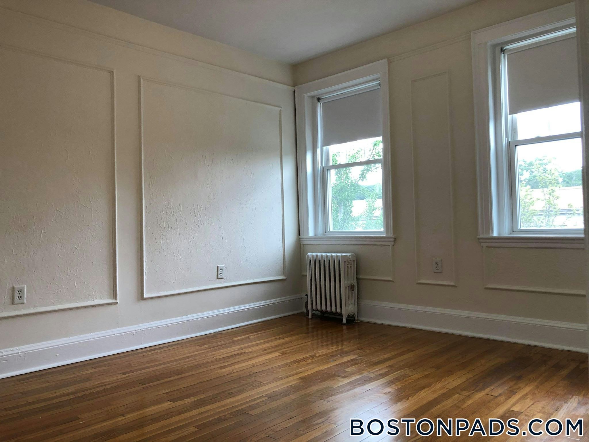 Boston - $2,560