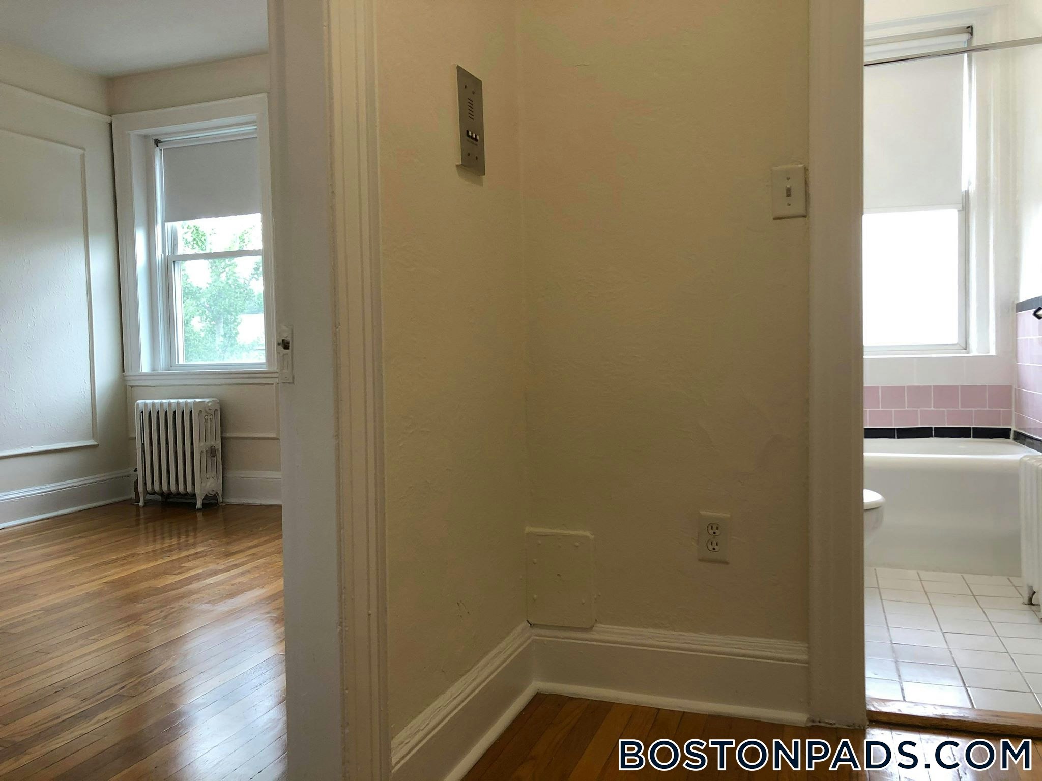 Boston - $2,560