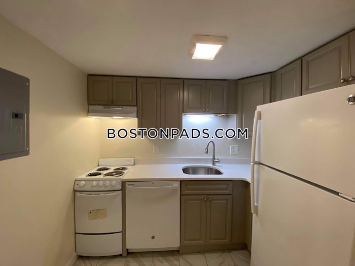 allston-3-beds-1-bath-boston-3200-4593869 