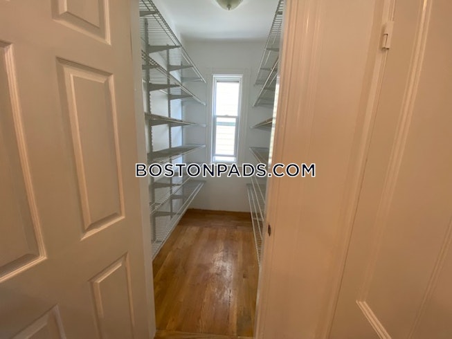 Cambridge - $3,800 /mo