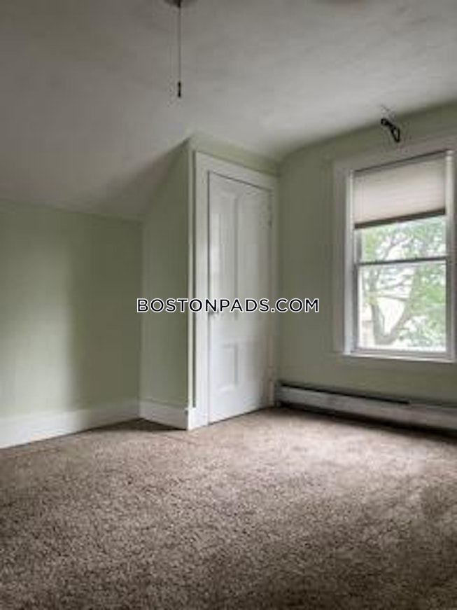 Somerville - $2,800 /mo