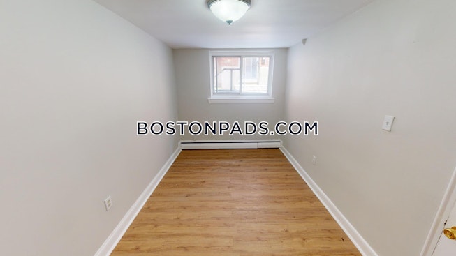 Boston - $3,300 /mo