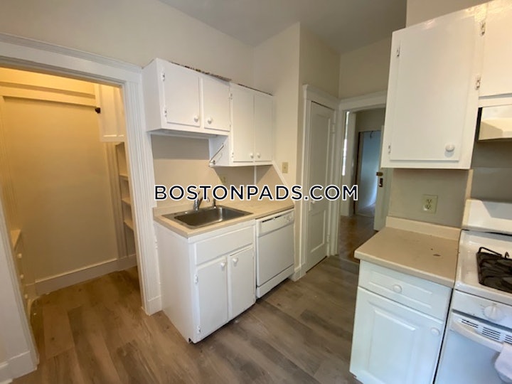 brookline-3-beds-1-bath-coolidge-corner-4100-4507190 