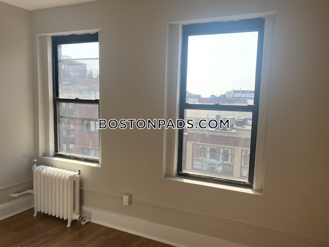 Boston - $4,750 /mo