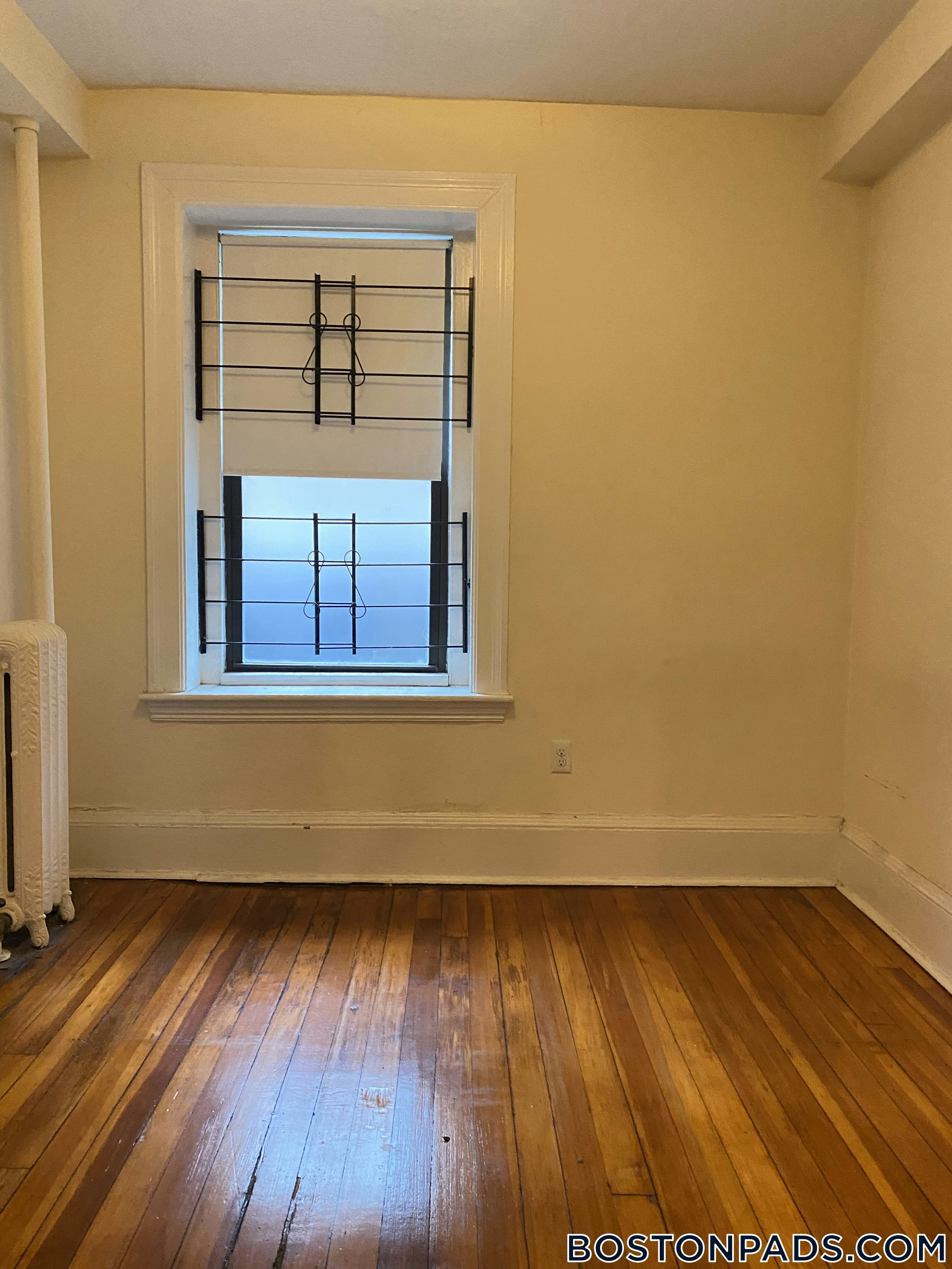 Cambridge - $3,000