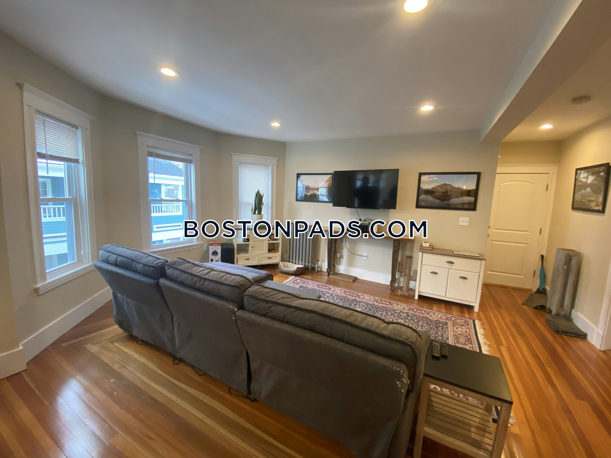 Somerville - $3,900