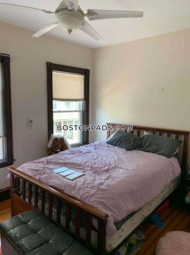 Somerville - $4,950 /mo