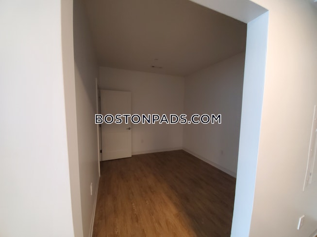 Boston - $3,555 /mo