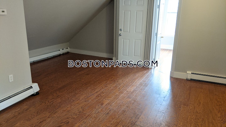Floyd St. Boston picture 12
