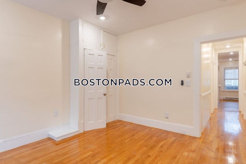 Boston - $5,120 /month