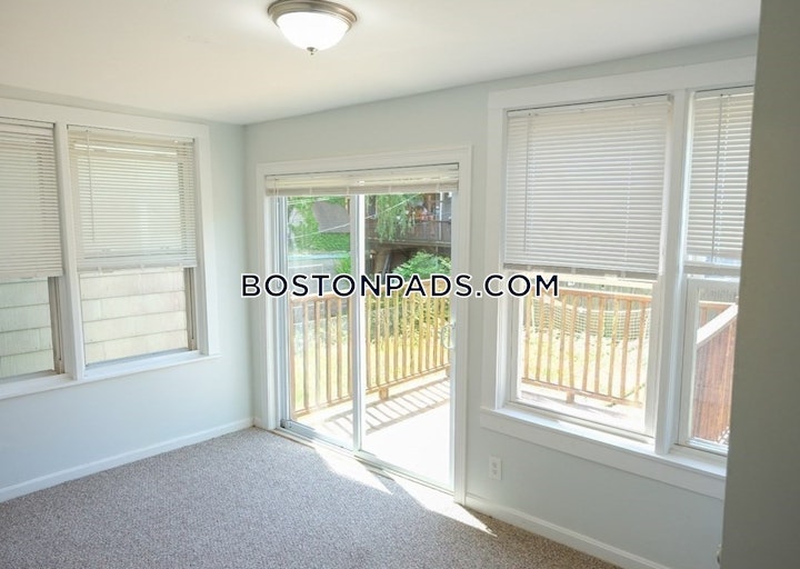 Howell St. Boston picture 9