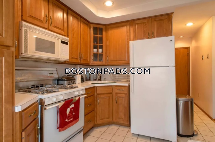 east-boston-3-beds-1-bath-boston-3900-4567637 