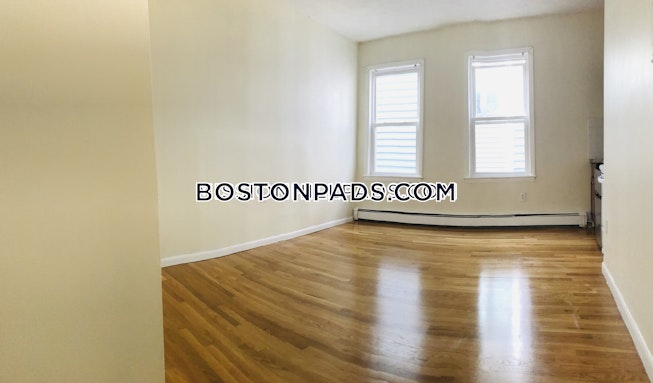 Boston - $1,675 /mo