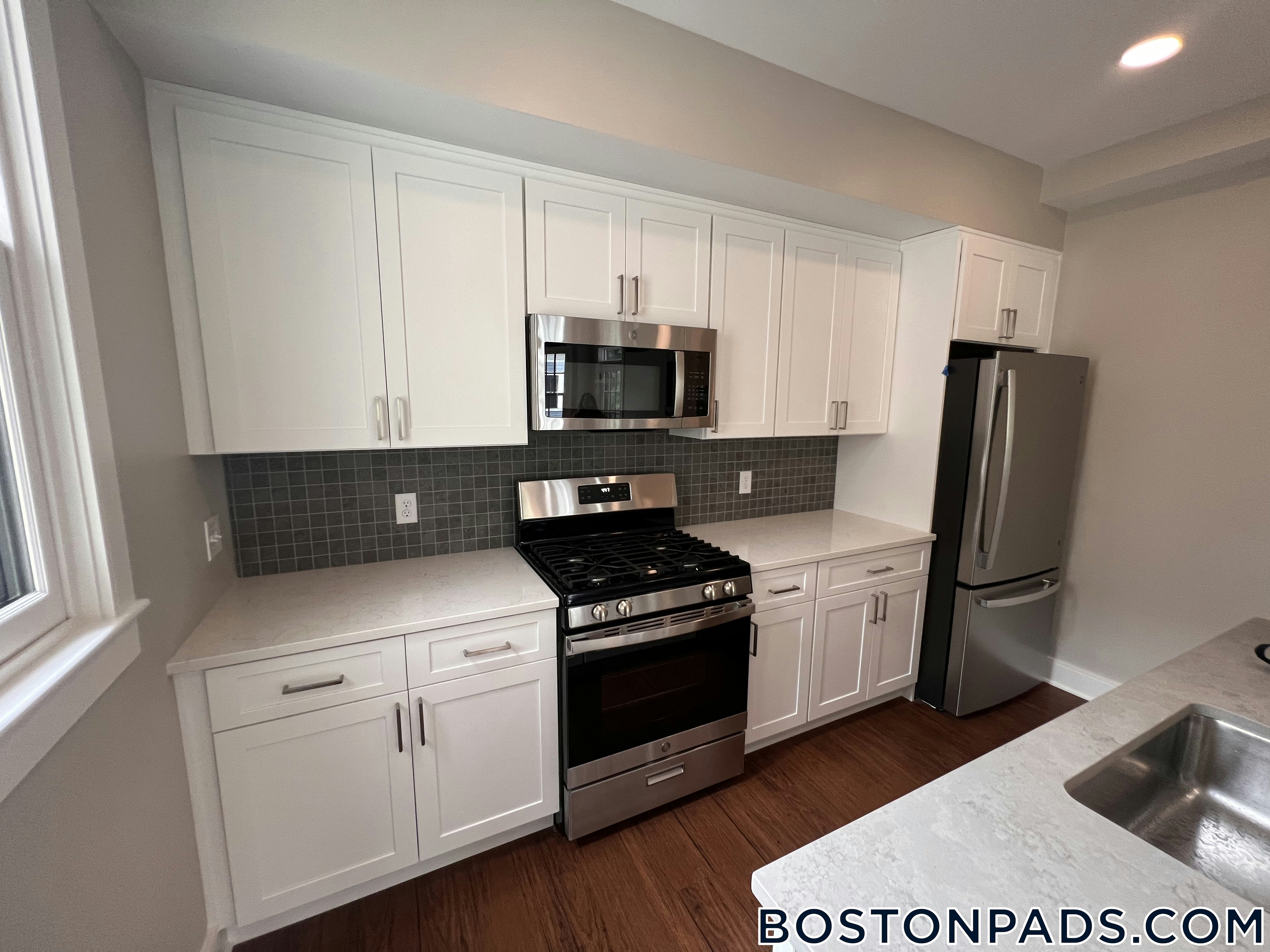 Cambridge - $9,900