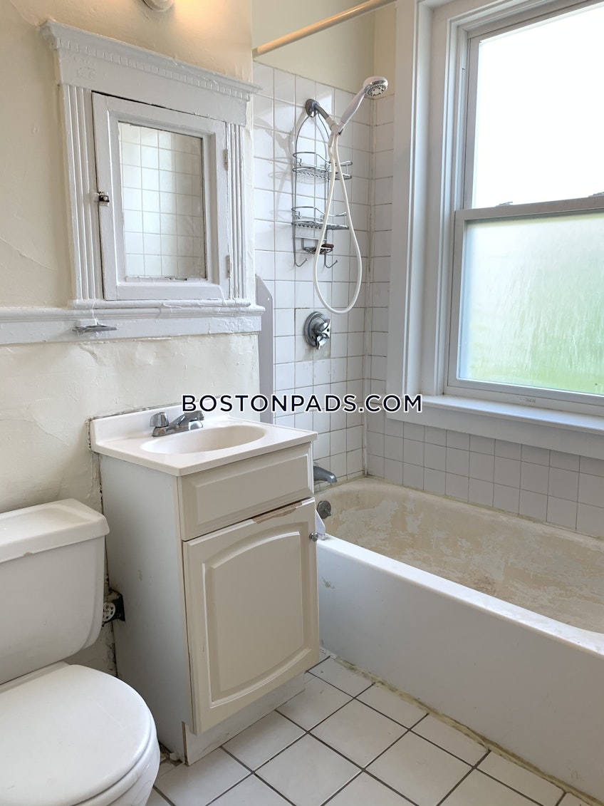 Boston - $1,995 /month