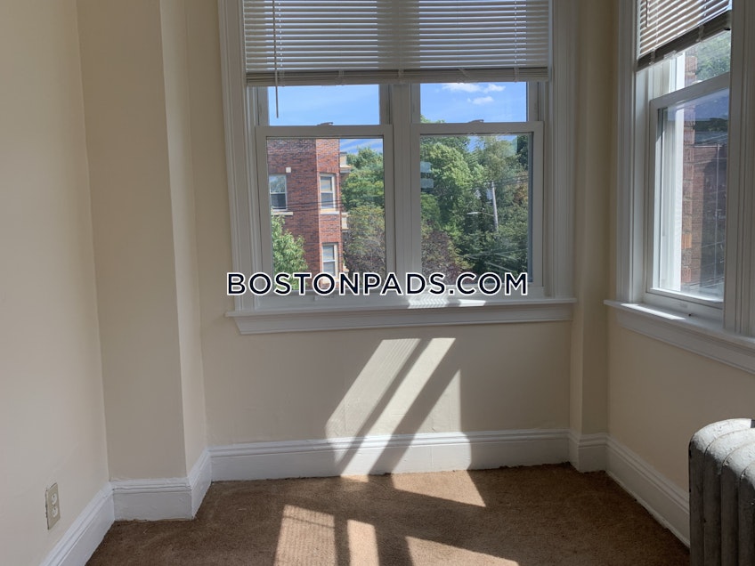 Boston - $1,995 /month