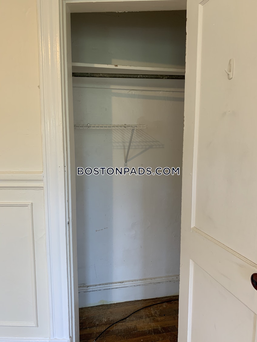 Boston - $1,995 /month