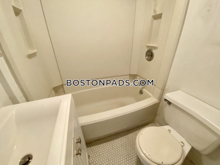 Clearway St. Boston picture 14