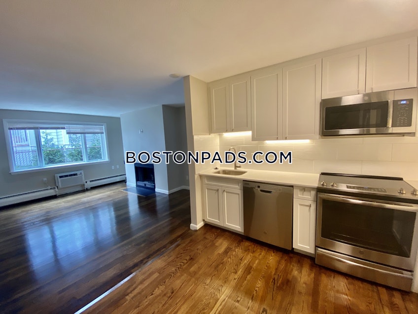 Boston - $3,600 /month