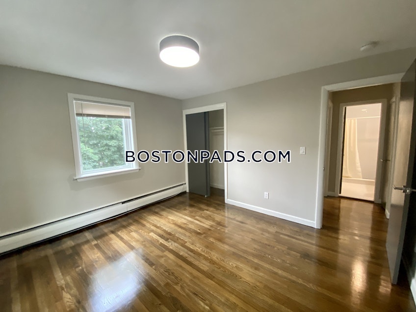 Boston - $3,600 /month