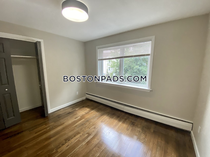 Boston - $3,600 /month