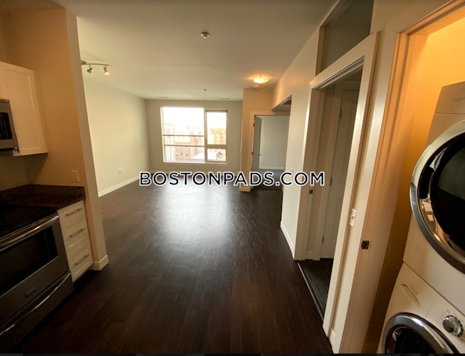 Boston - $3,463 /mo