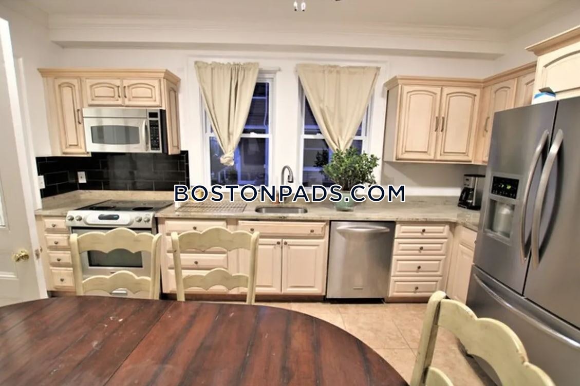 Boston - $10,000