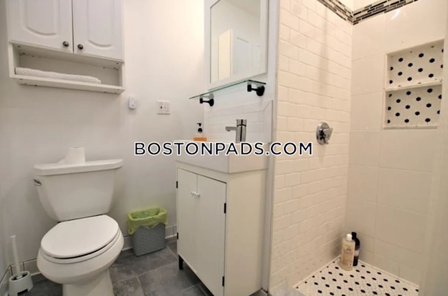 Boston - $10,000 /mo