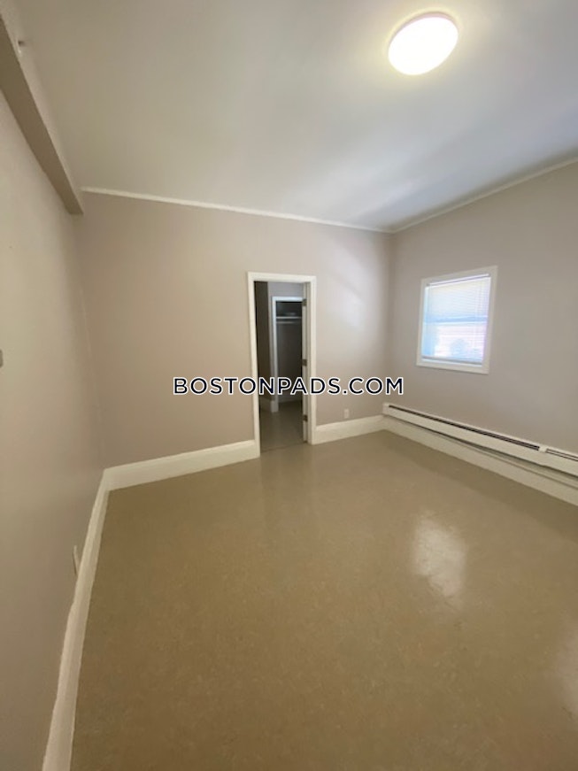 Boston - $2,800 /mo