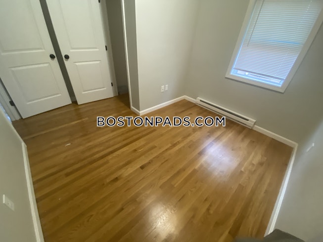 Boston - $3,600 /mo