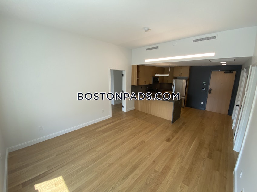 Boston - $5,300 /month