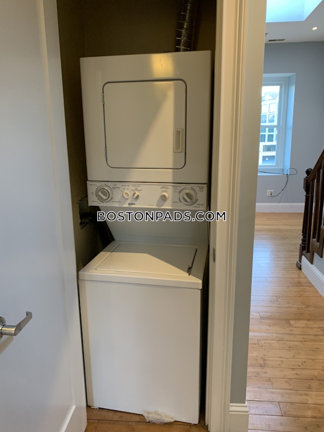 Boston - $3,000 /mo