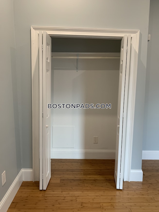 Boston - $3,000 /mo