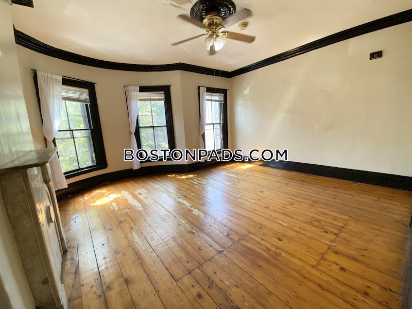 Roxbury Crossing - $1,895 /month