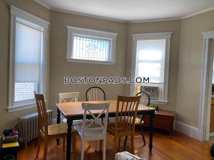 Boston - $1,800 /month