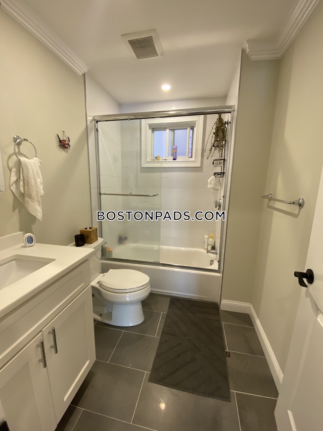 Boston - $4,350 /mo