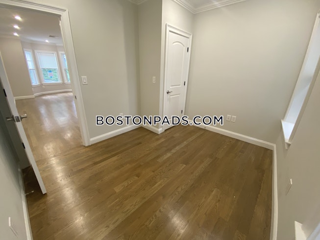 Boston - $2,625 /mo